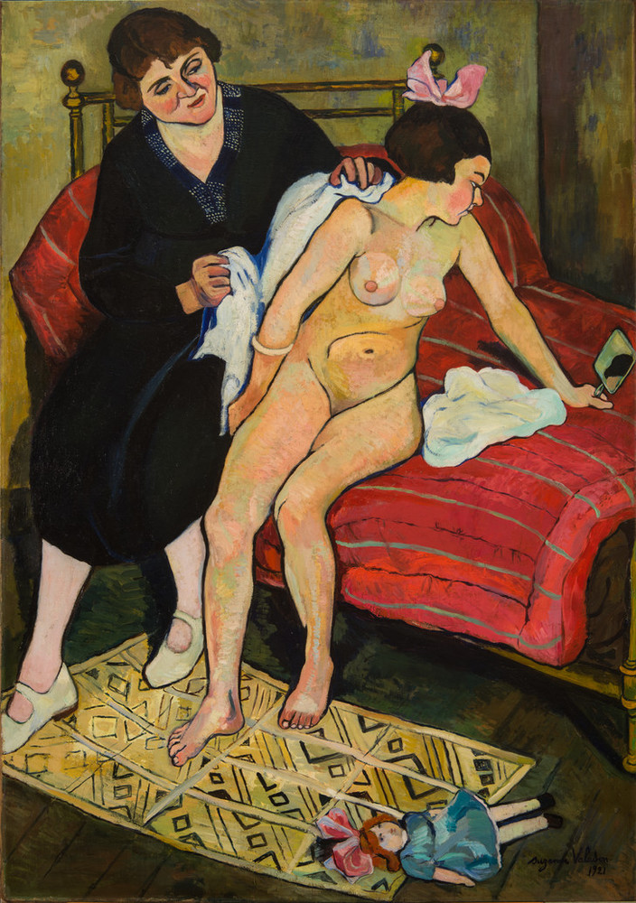 Naked And Clothed Women a ship