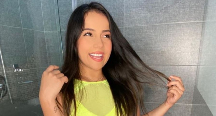 aida cortes onlyfans leaked - bbc white mom women double penetration