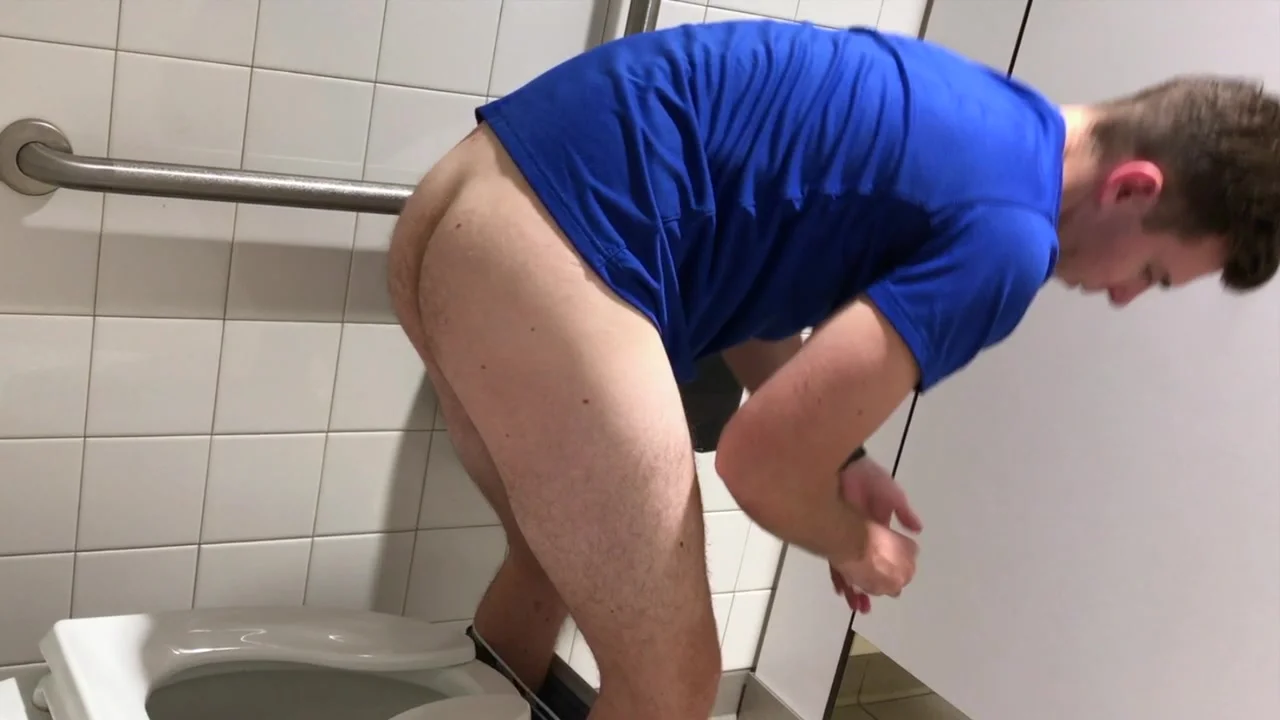 urinal spy cam - how to give a footjob diver nude