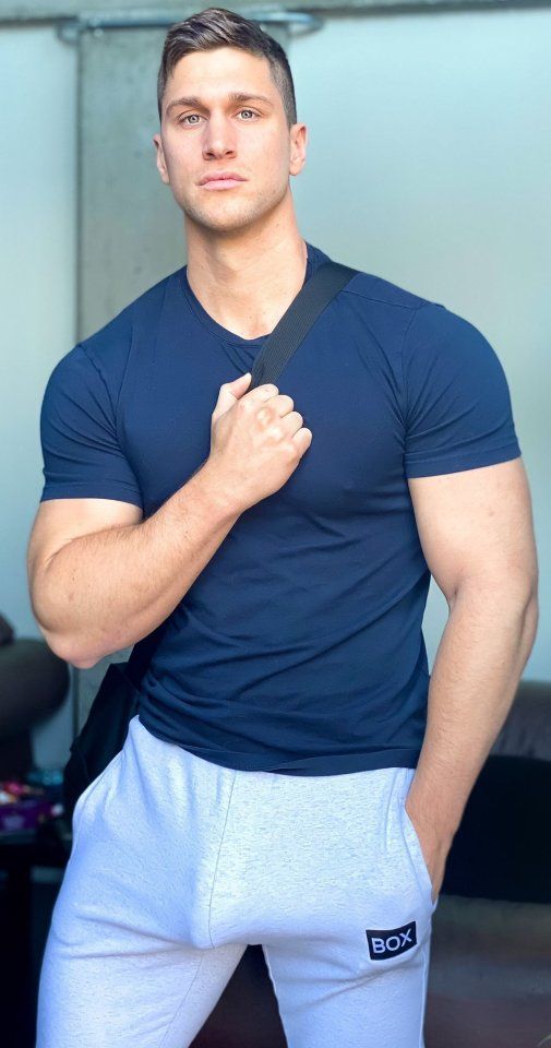 man bulge pics - public agent wife mature hardcore videos