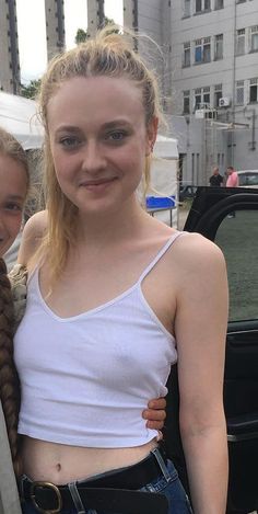 dakota fanning sexiest futanari video dakota fanning sexiest