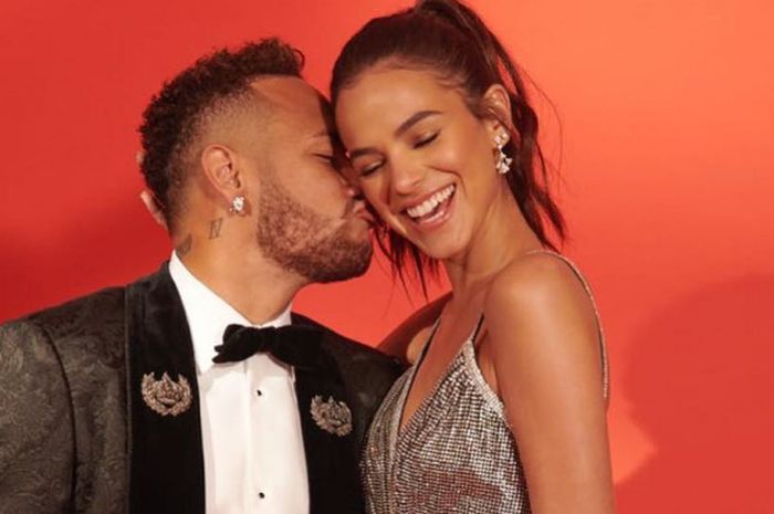 Bruna Marquezine Porn eskortepike blogg denis mikerin recommends Bruna Marquezine Porn