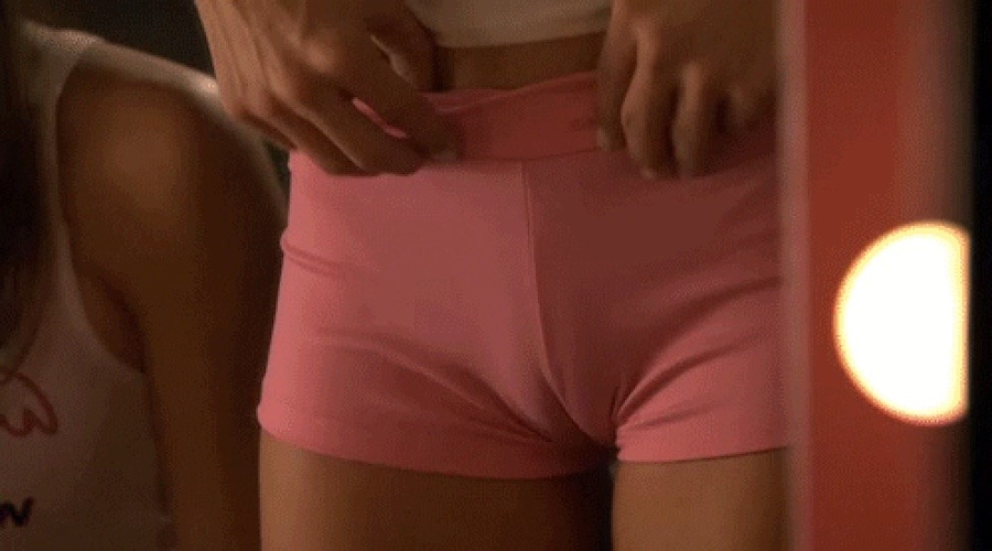 Best of top gilfs alaa mogharbel share camel toe pics photos
