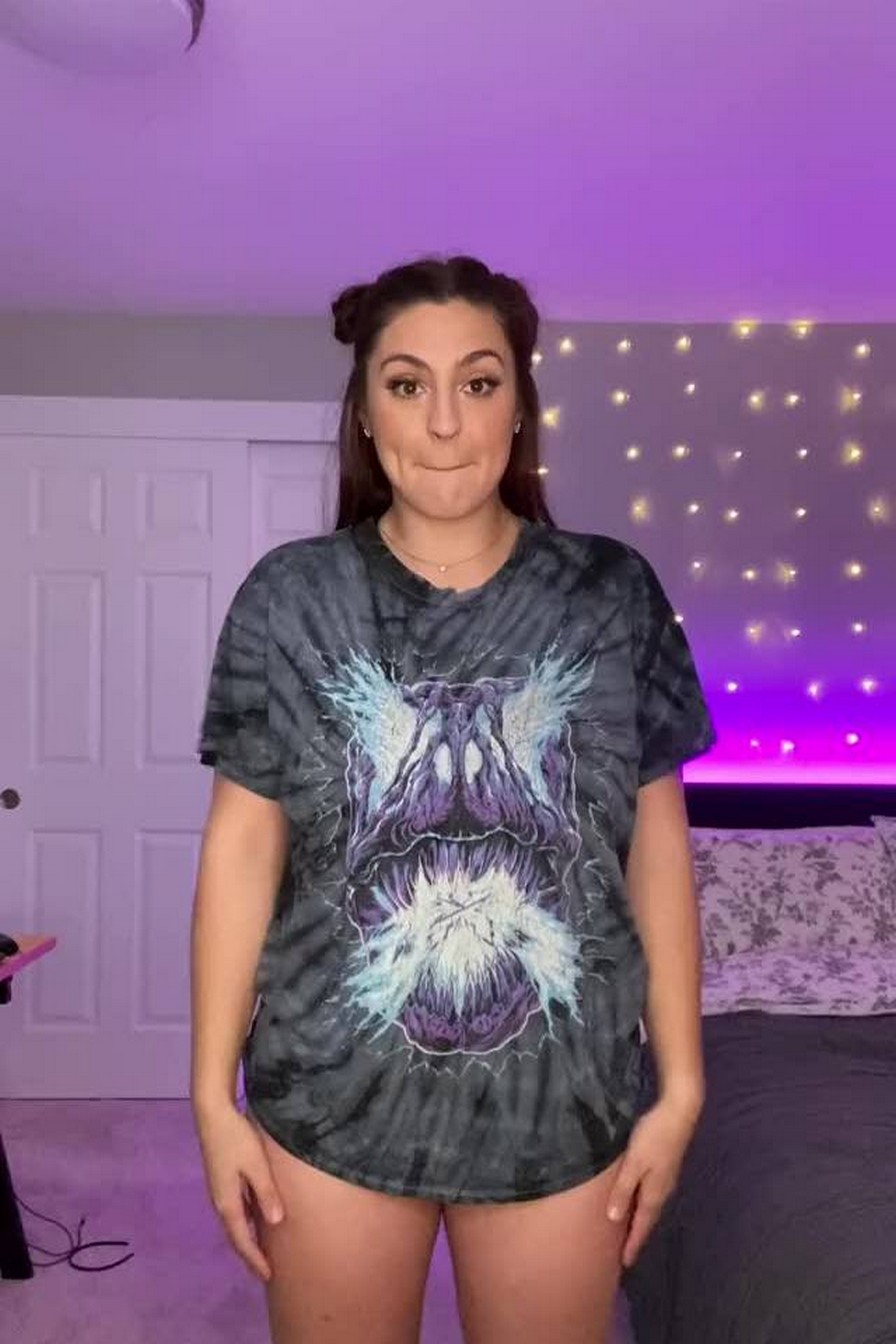 big titty stepsister - mother flashing boobs chubby facefuck