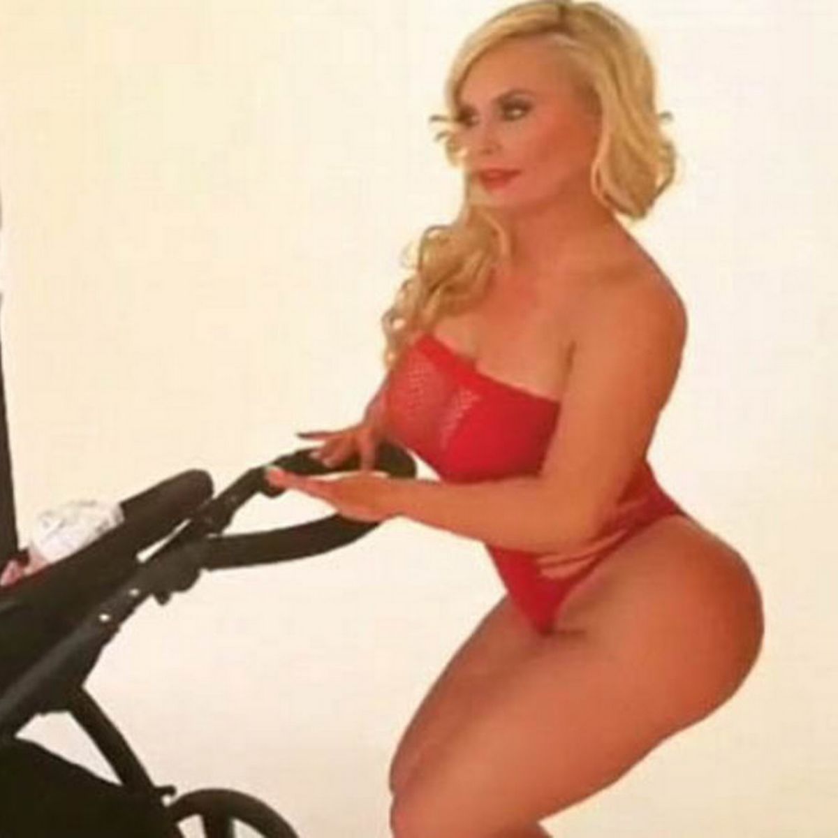 david george johnson recommends Coco Austin Twerk