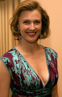 Sexy boobs and porn tummy gif Brenda Strong Hot the peeper