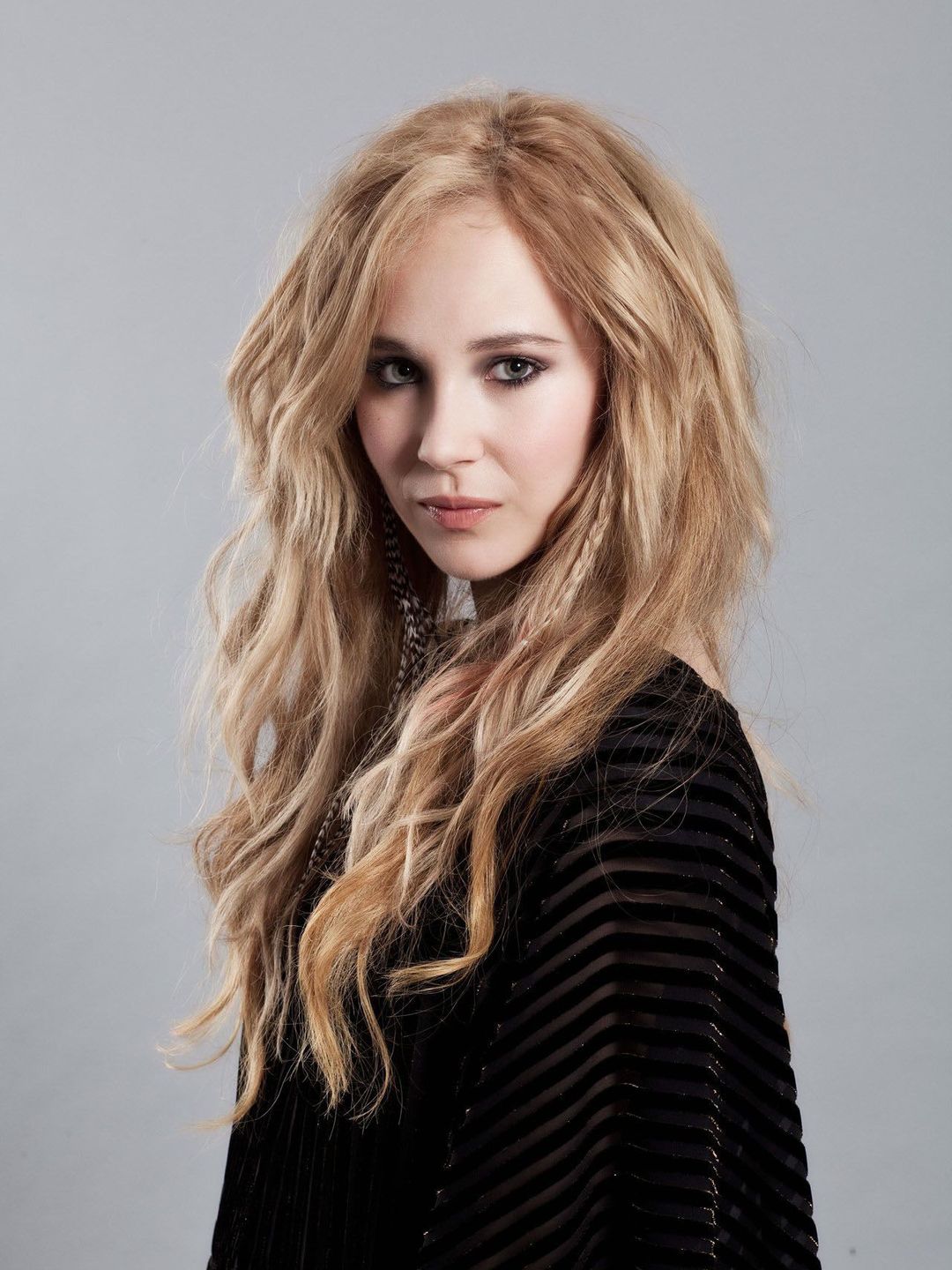 juno temple ass - heidi private society milf mom seduced