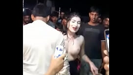 audrey leavitt recommends Indian Public Nude