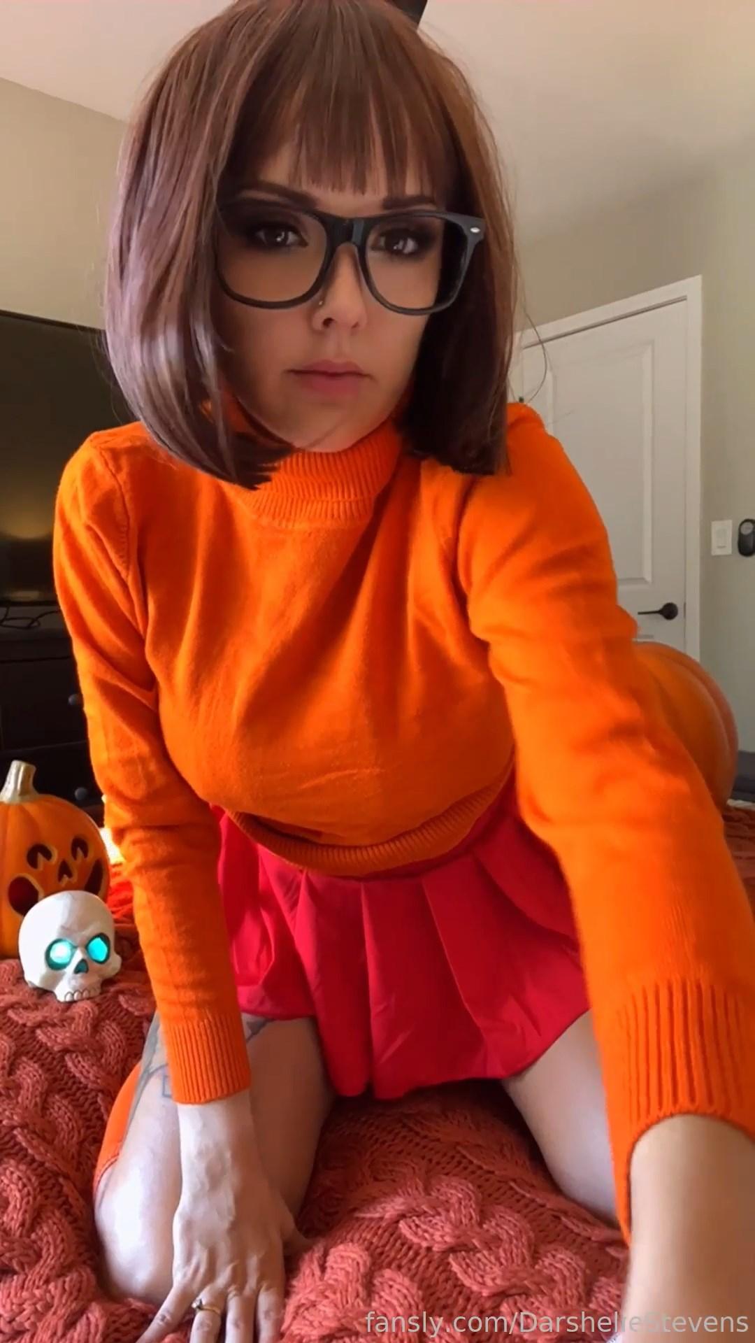 darshelle stevens velma distress videos darshelle stevens velma