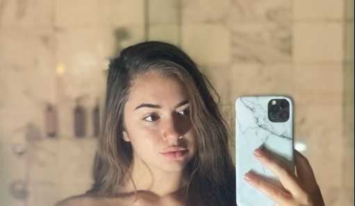 holy yoly nude
