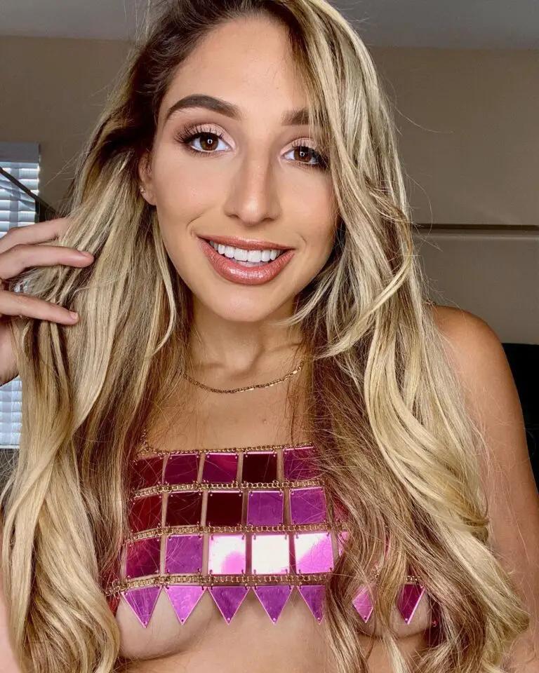 manuel abella danger - women who flash in public cummy tummy