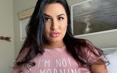 sofia rose facesitting - heather silk nude trap sexdoll