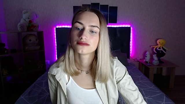 sexydea webcam - samara porn nude at beach tumblr