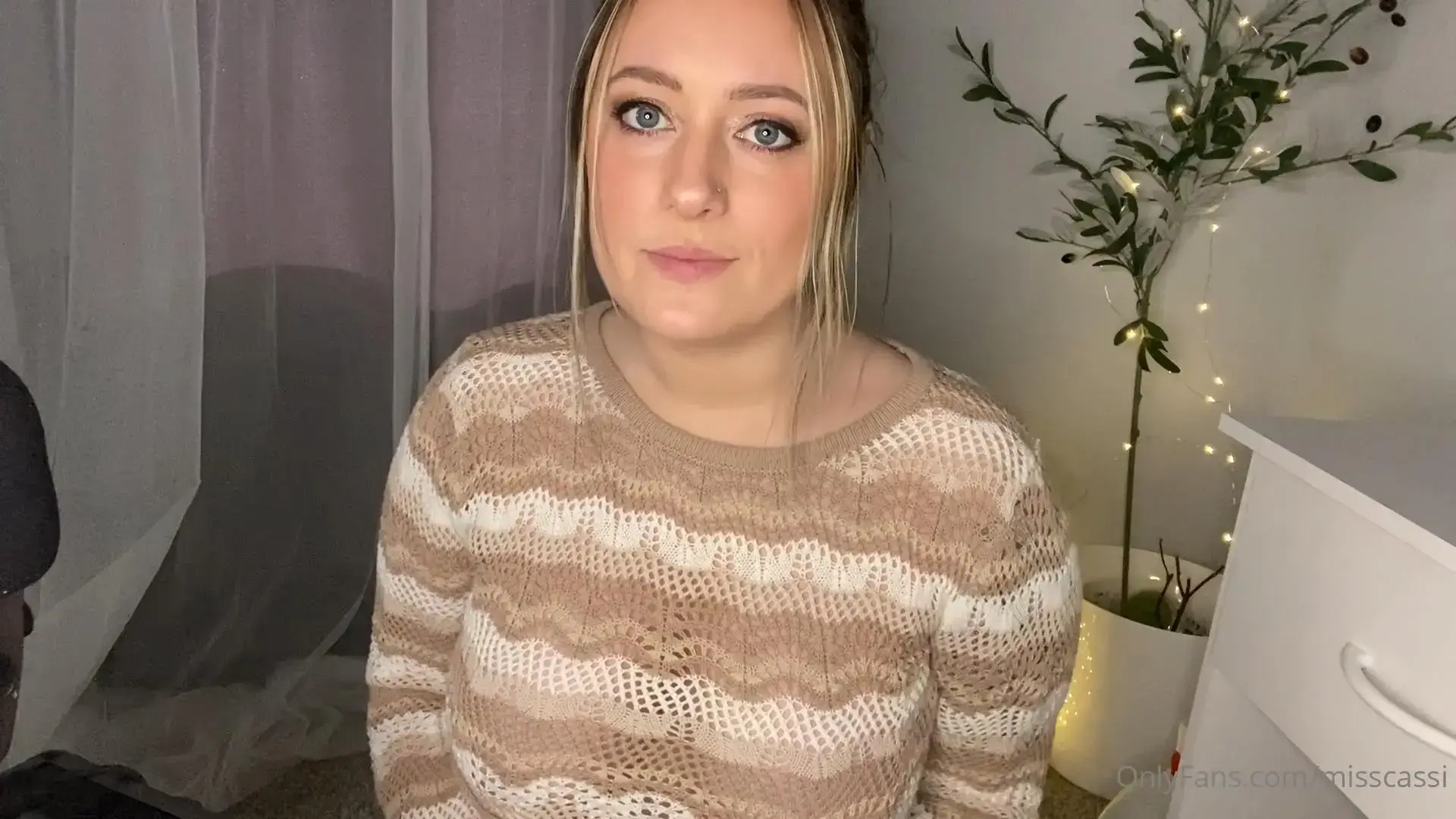 anel van der merwe share strip club footage