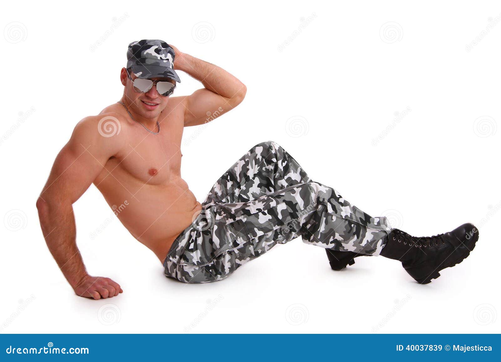 doug munday recommends Naked Military Men Pictures