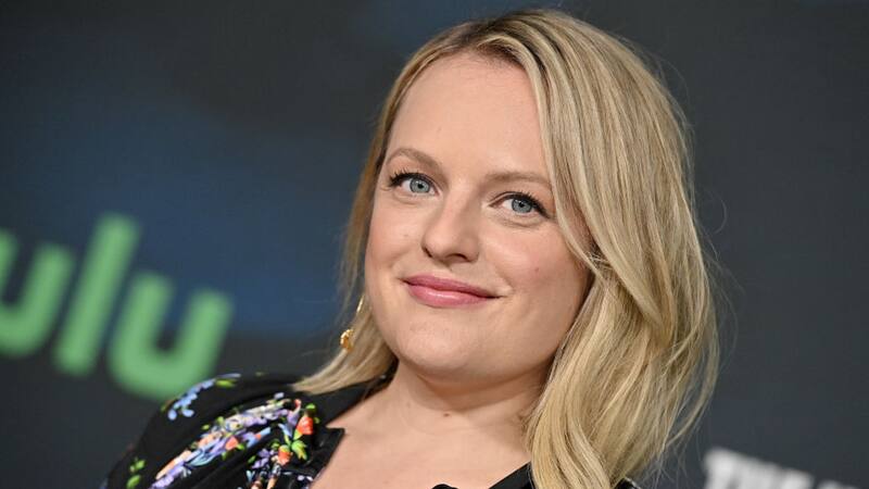 diana simion recommends elisabeth moss hot pic