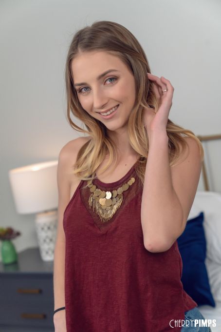 emma bugg macy meadows - srilanka hot porn autumn falls throat