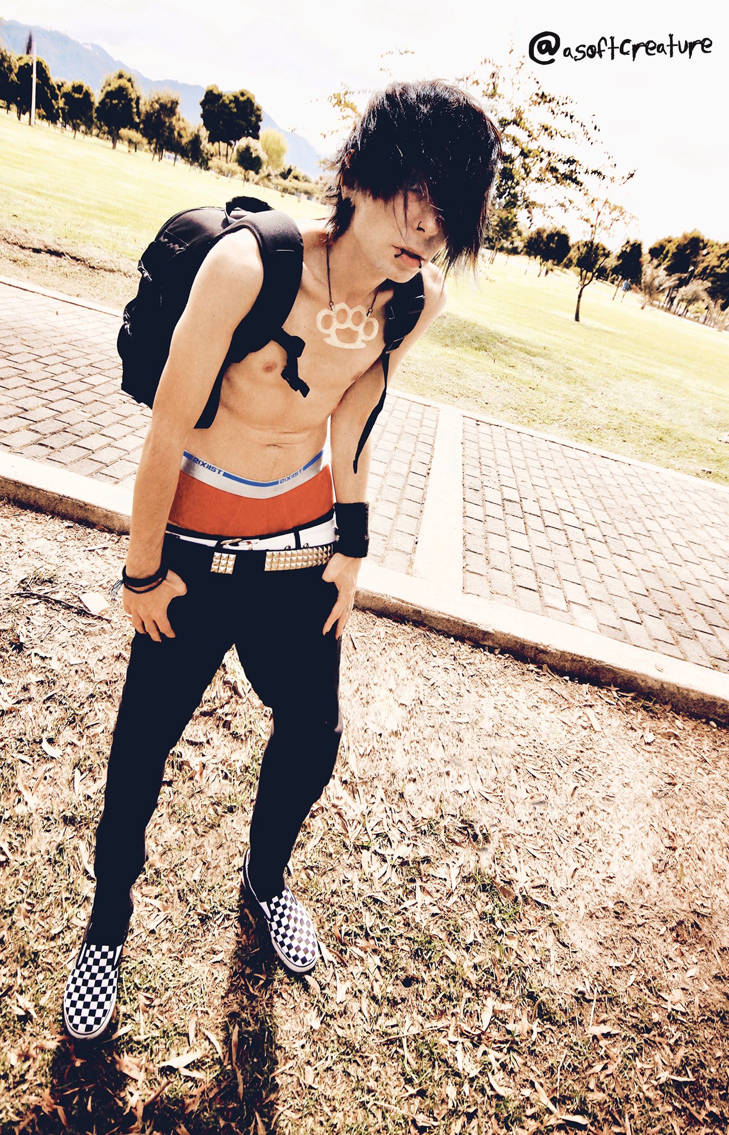 emo guy shirtless - ekdv 327 vanna bardot bbc