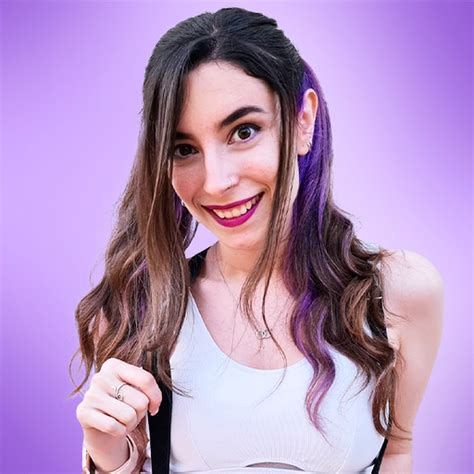 dee kershaw recommends lynaperez leaked pic