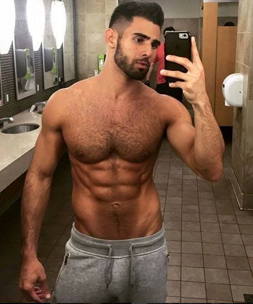 Sexy Naked Hairy Guys hookup now