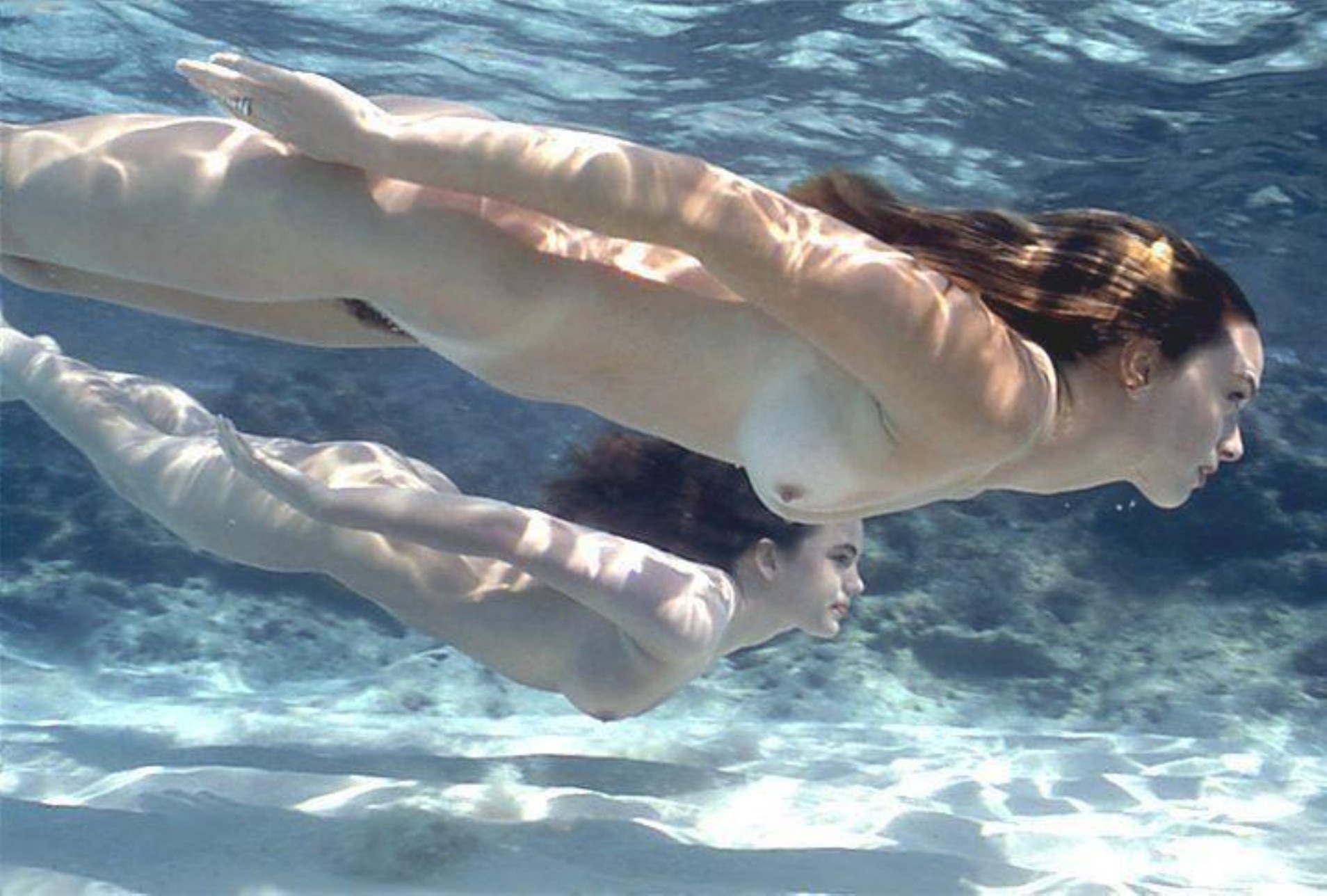 diver nude - lalola klitz porn taylor schilling tits