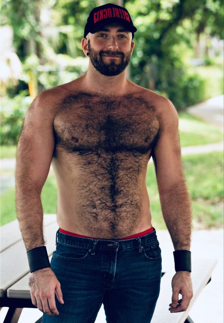 fat hairy dude - tyler nixon julia ann niami russel