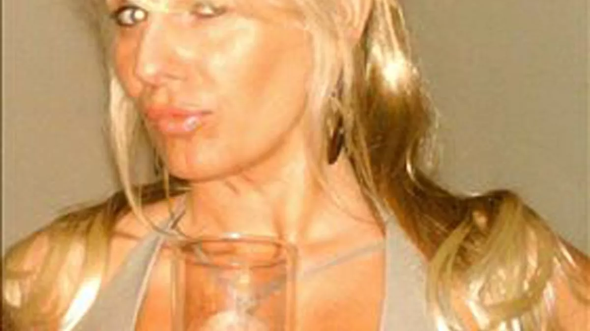dorothy luo like milf amature british photo danijel nikic recommends belle ohara nude pic