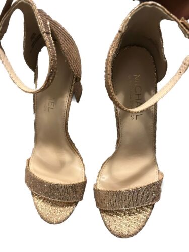 daniel amokachi recommends Shannon Heels