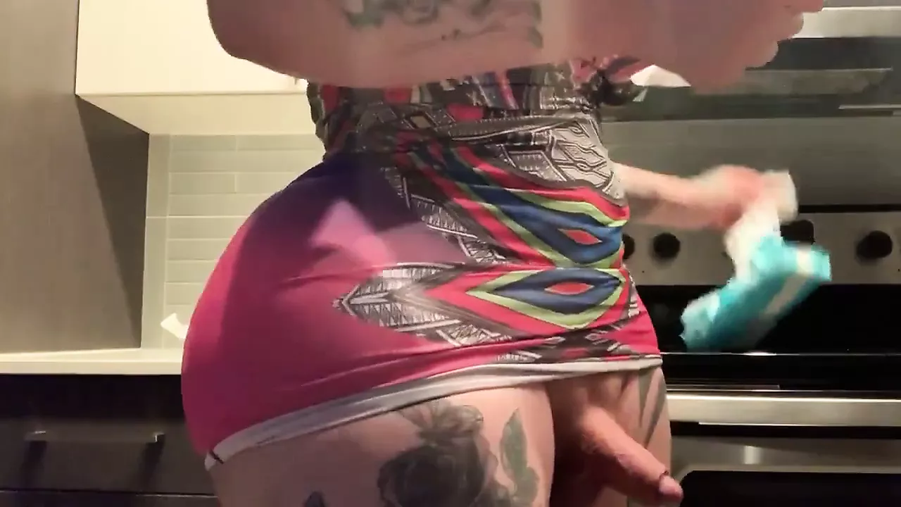 dennis caceres like big booty trany porn photo daniel matys recommends big booty trany porn pic