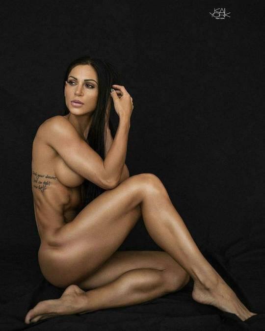 female bodybuilder clitoris sex midgetporn female bodybuilder clitoris