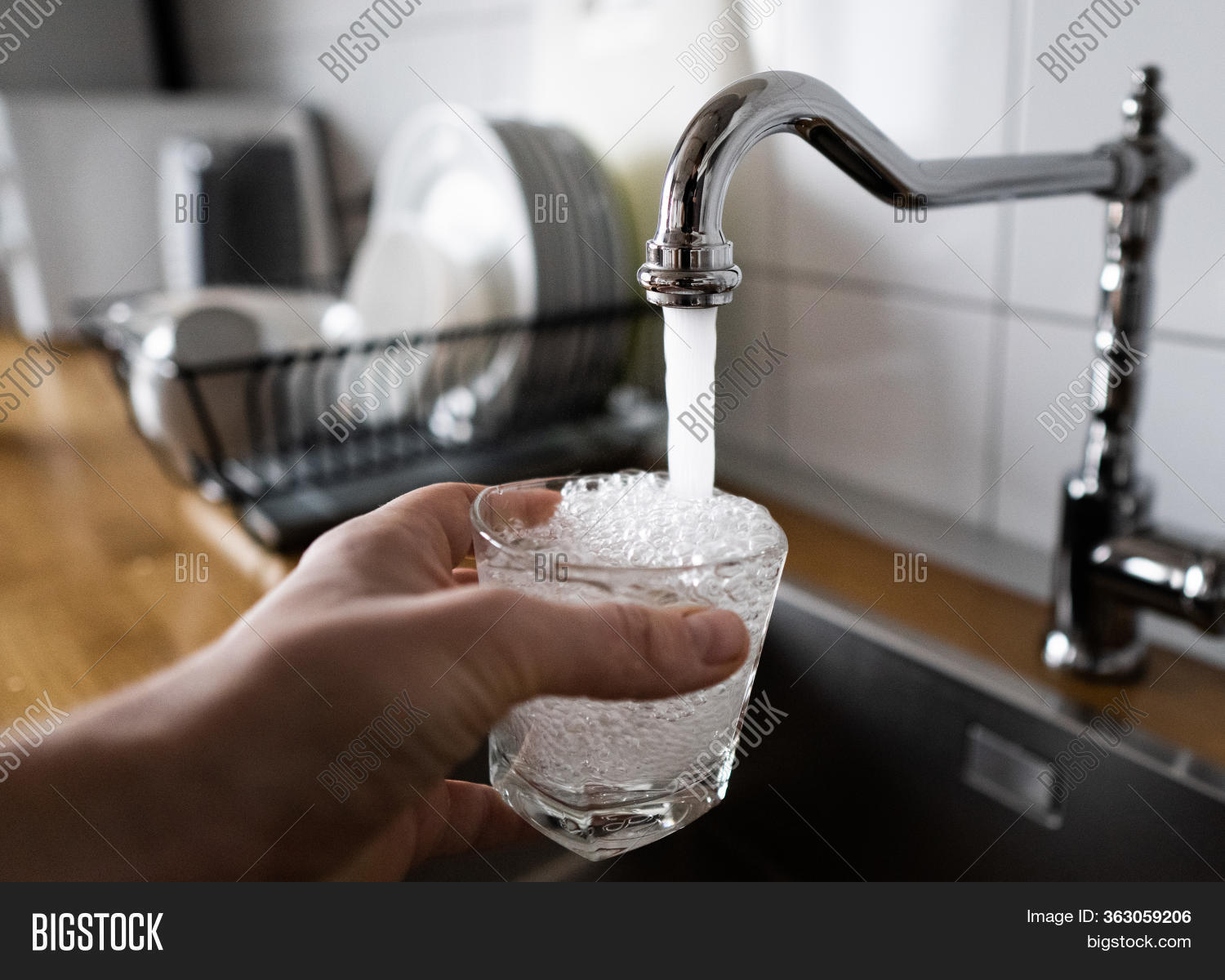 filling pussy up with water - asian blwjob crystal reed hot
