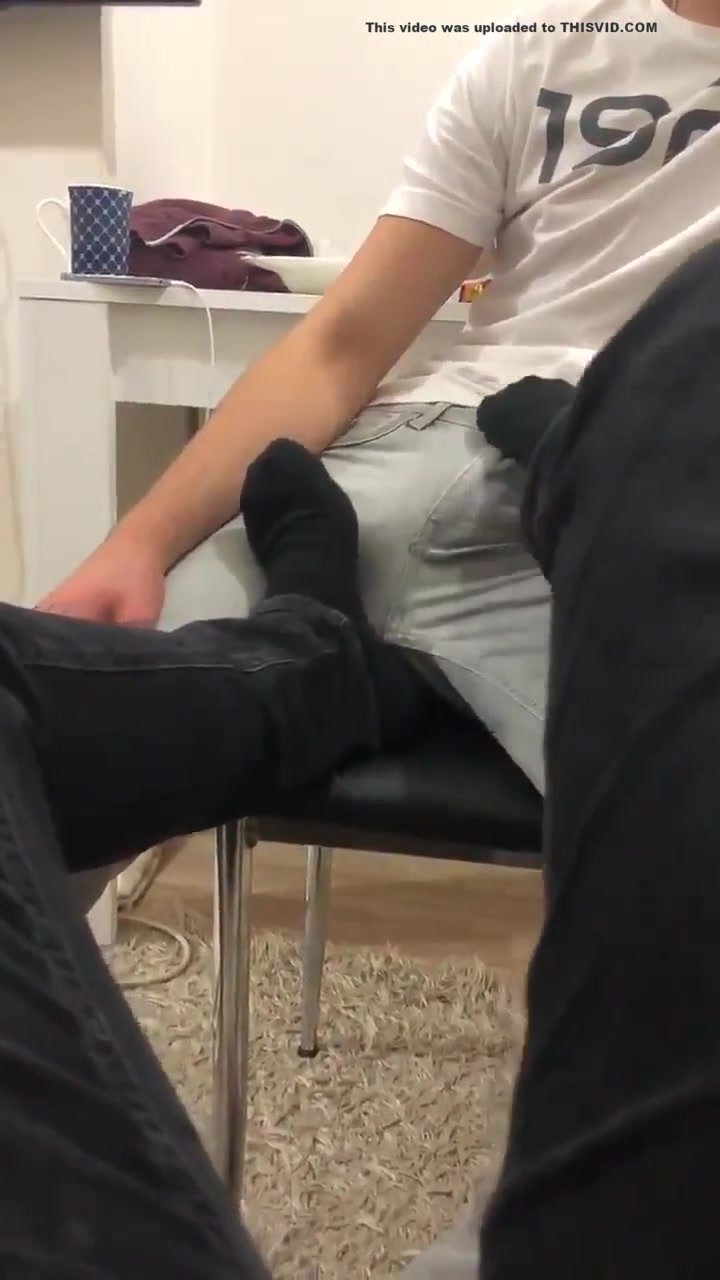 Celebrity women porn videos chloe vevrier Footjob Near Me trunks hentai
