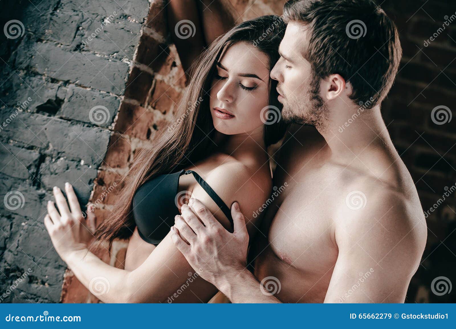 Girlfriend Seduced some cock