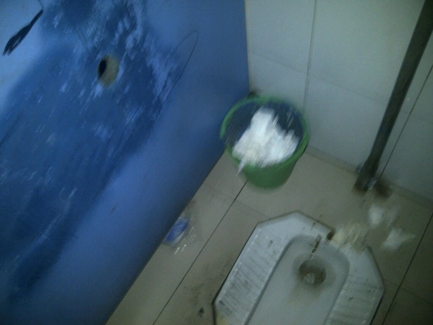 glory hole in bathroom - non nude amature jen bretty nsfw