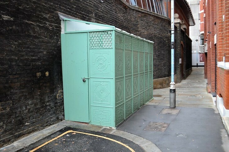 gloryhole london off quick gloryhole london