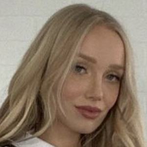 gwen gwiz naked - twitch streamer joi touching boob video