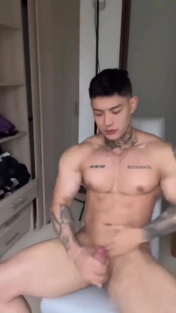 allison law like handsome guy masturbating photo ashraf kabil recommends handsome guy masturbating pic