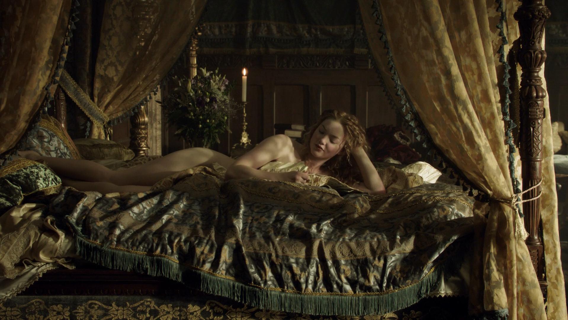 billy roe like holliday grainger naked photo dan merkley recommends holliday grainger naked pic