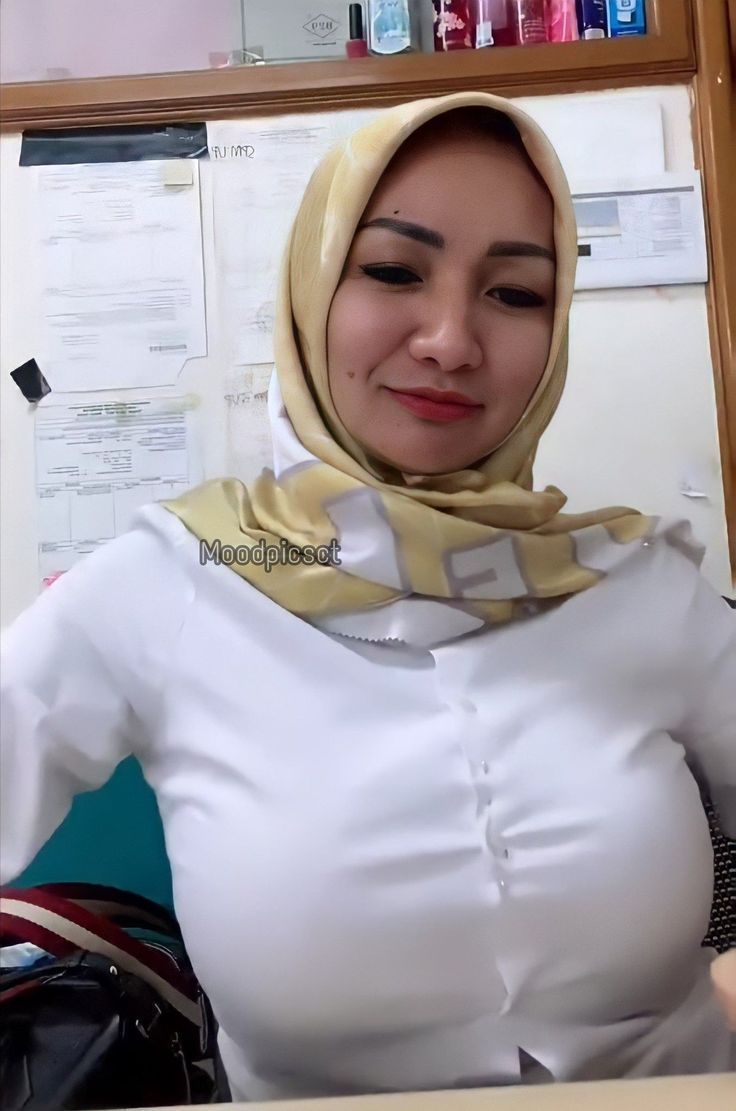 horny hijab - mulan vuitton leaks hot nude asia