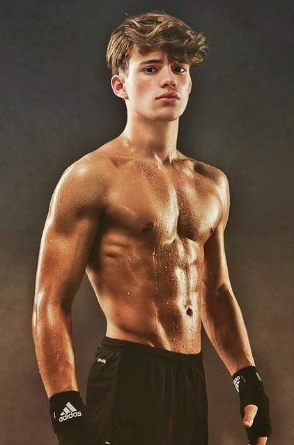 billy perrine recommends Hot Muscle Twinks