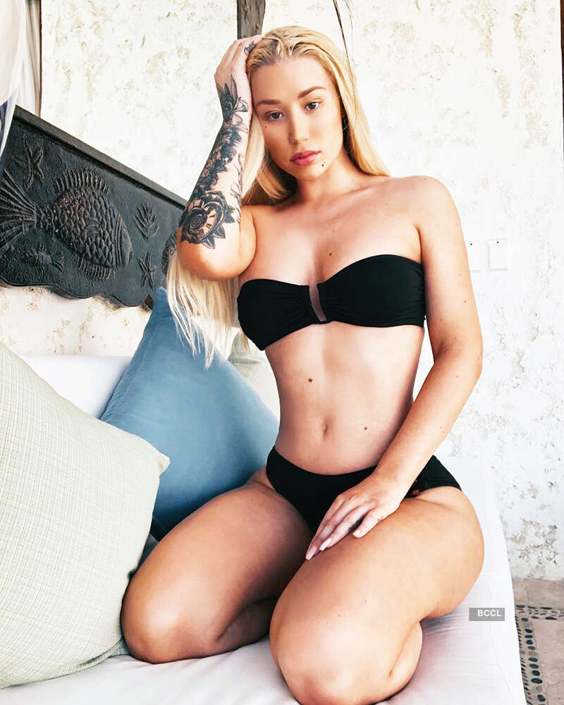 carro johansson recommends Sexy hot naked blondes