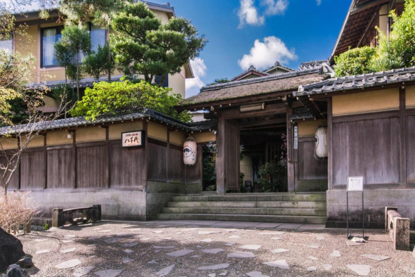 bebo badr add japanese bath house hidden camera photo