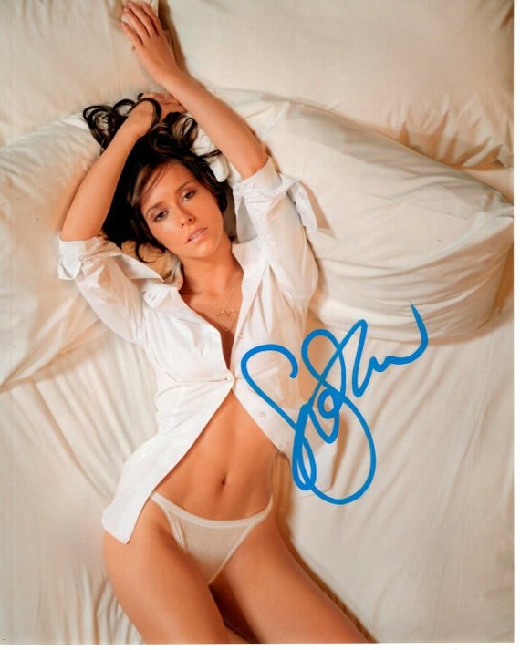 Best of cara rose porn amie medina share jennifer love hewitt topless photos
