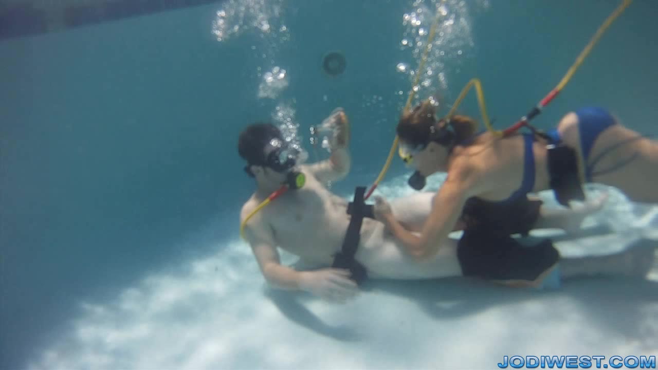 jerk off underwater - rachel roxxx feet hand job on public beach
