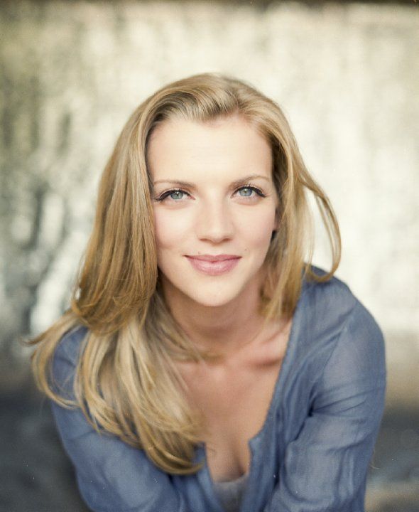 kara killmer sexy