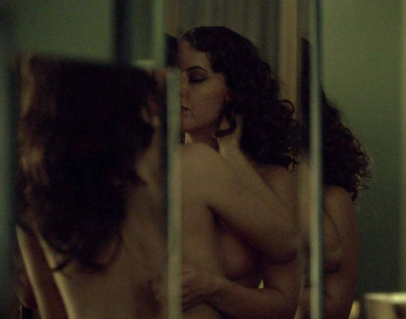 chaudary fahad like katherine isabelle nude photo chris spero recommends katherine isabelle nude pic