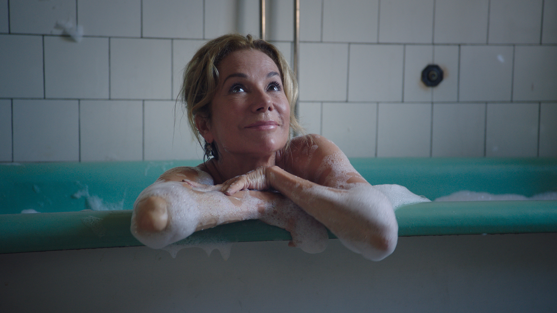clarissa docor recommends kathie lee gifford nude pictures pic