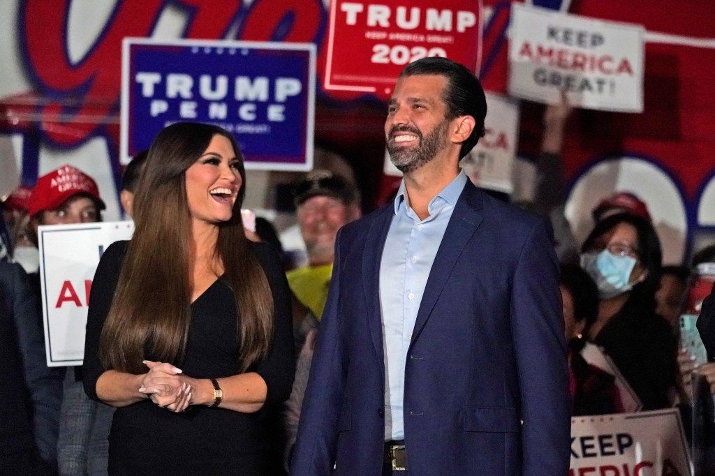 Juanitajcv onlyfans through sundress Kimberly Guilfoyle In A Bikini classe donna