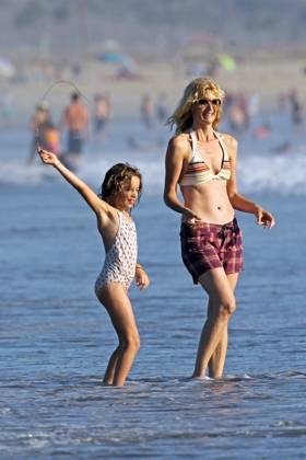 dody angel recommends laura dern in bikini pic