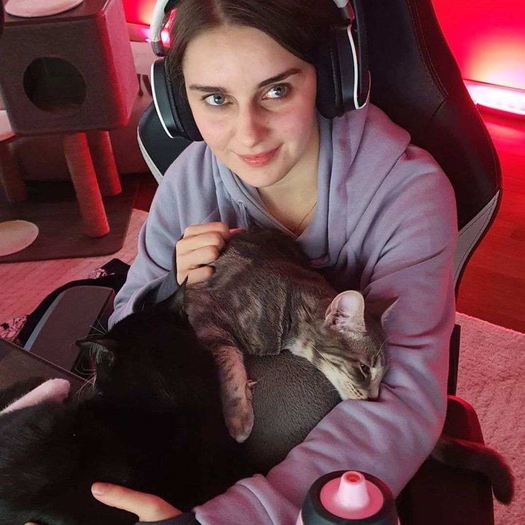 arlene gray recommends loserfruit p o r n pic